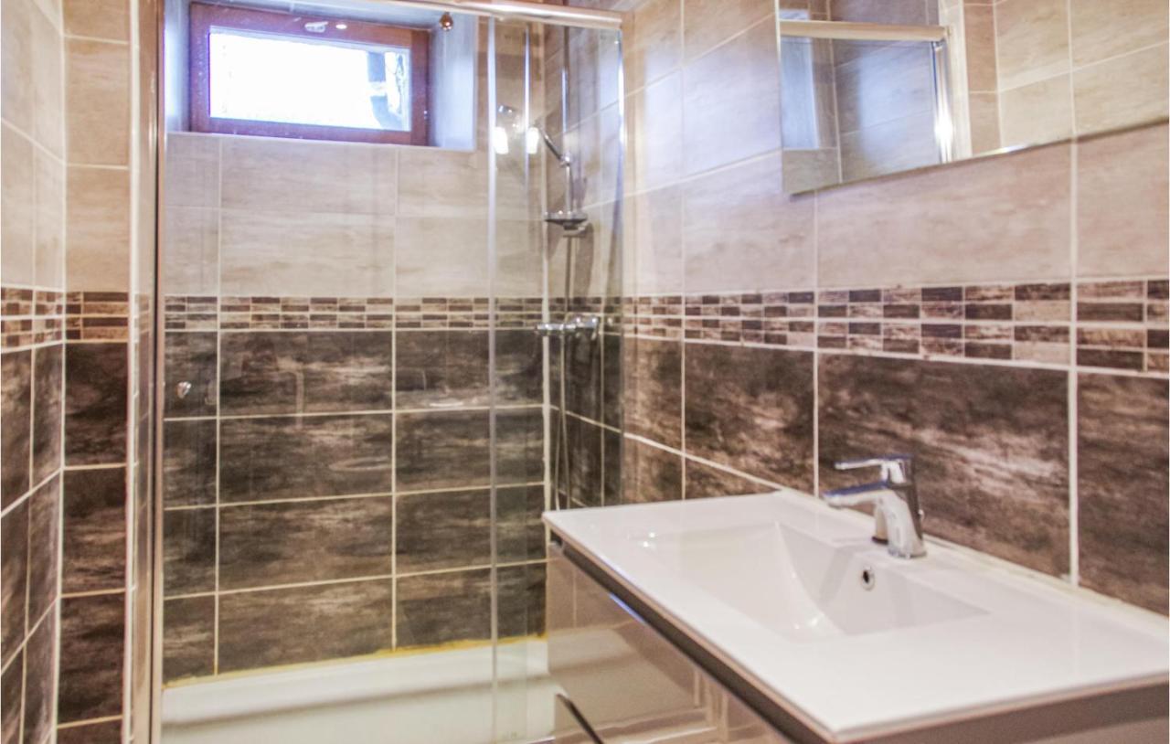 3 Bedroom Beautiful Home In Cheylade Kültér fotó